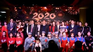 「只爭(zhēng)朝夕，不負(fù)韶華」河南三建集團(tuán)2020新春團(tuán)拜會(huì)隆重舉行！