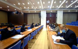 掀起學(xué)習(xí)“兩會(huì)”精神熱潮 ，確保各項(xiàng)任務(wù)全面貫徹落實(shí)！